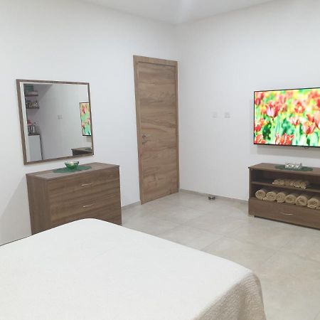 Modern Apartment In Central Bugibba St. Paul's Bay Dış mekan fotoğraf
