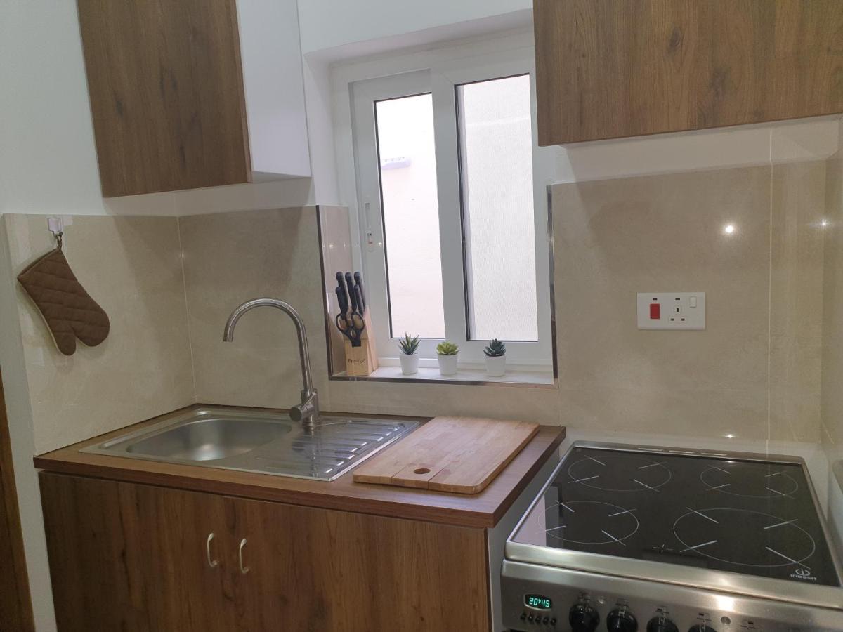 Modern Apartment In Central Bugibba St. Paul's Bay Dış mekan fotoğraf